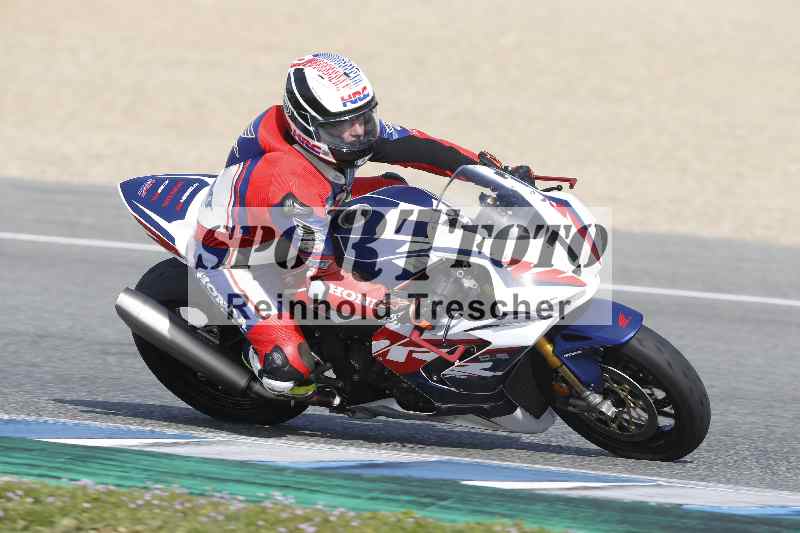 /Archiv-2024/01 26.-28.01.2024 Moto Center Thun Jerez/Gruppe gruen-green/7